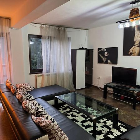 Vila Babylon Предял Екстер'єр фото